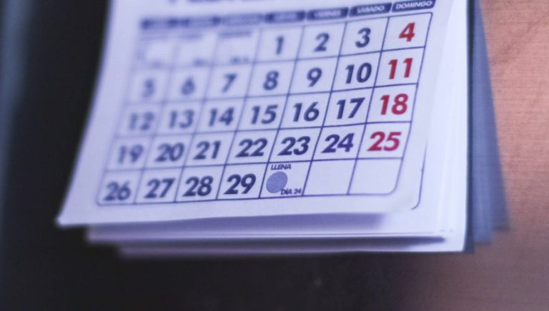 03-184042_0v95_Feriados-oka-oka-880x500